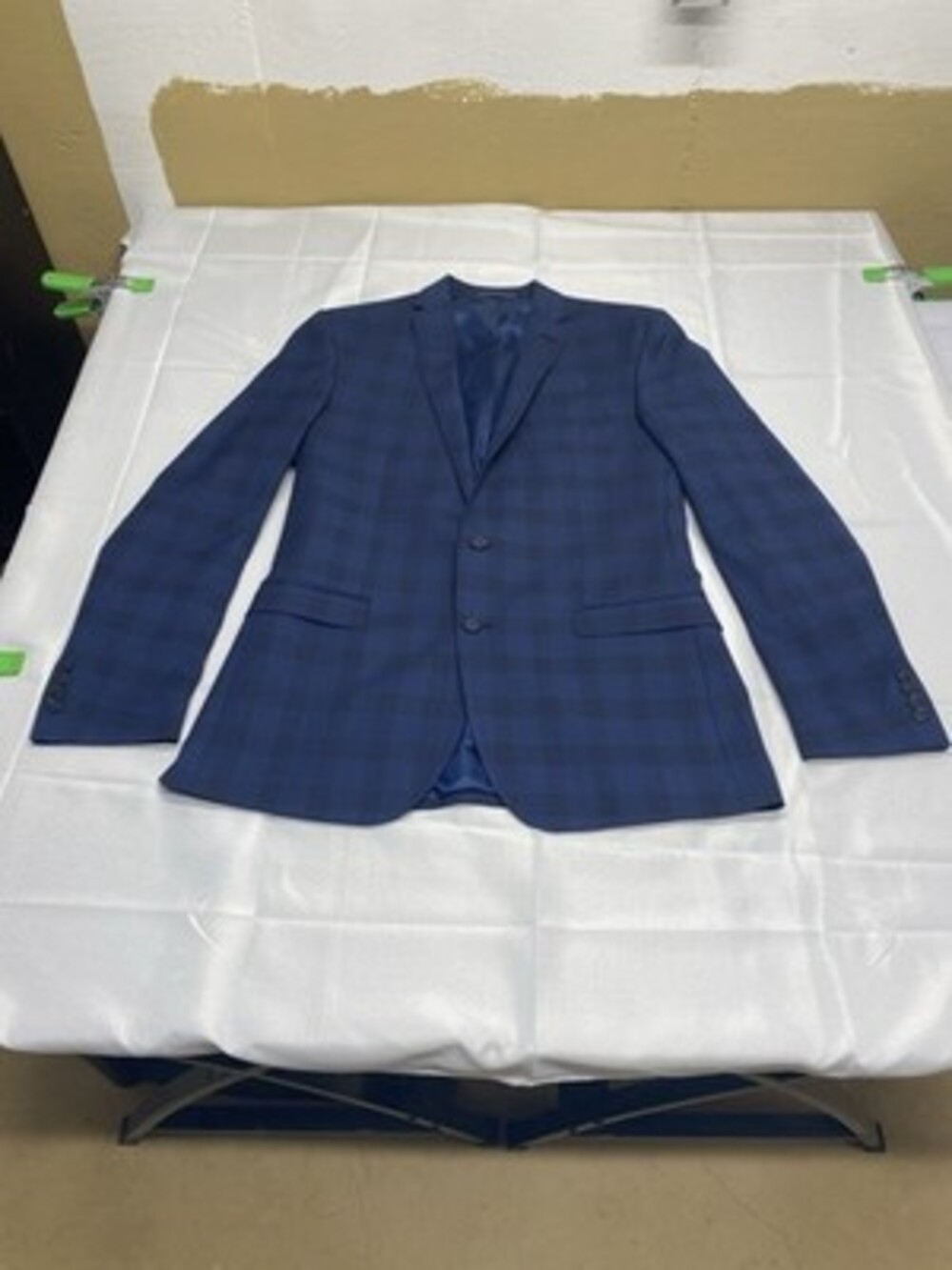 Nick Graham Men's The New York Cut Stretch Modern Fit Blue Plaid Suit 40L